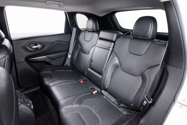 Used 2019 Jeep Cherokee Limited w/ Trailer Tow Group image 25