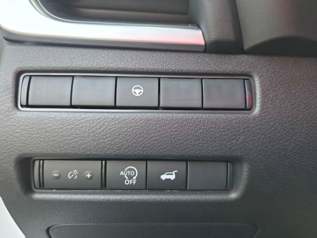 New 2026 Nissan Rogue SV w/ Cold Weather Package AWD/4WD image 12