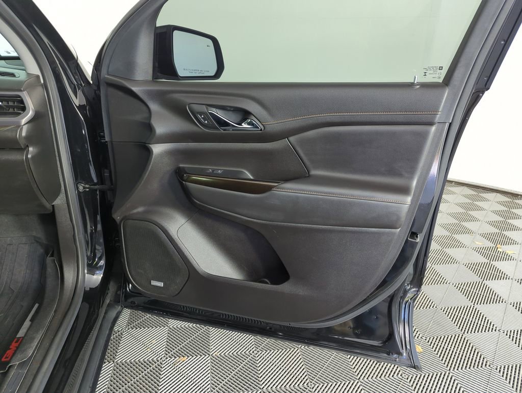 Used 2023 GMC Acadia AT4 w/ Technology Package image 37