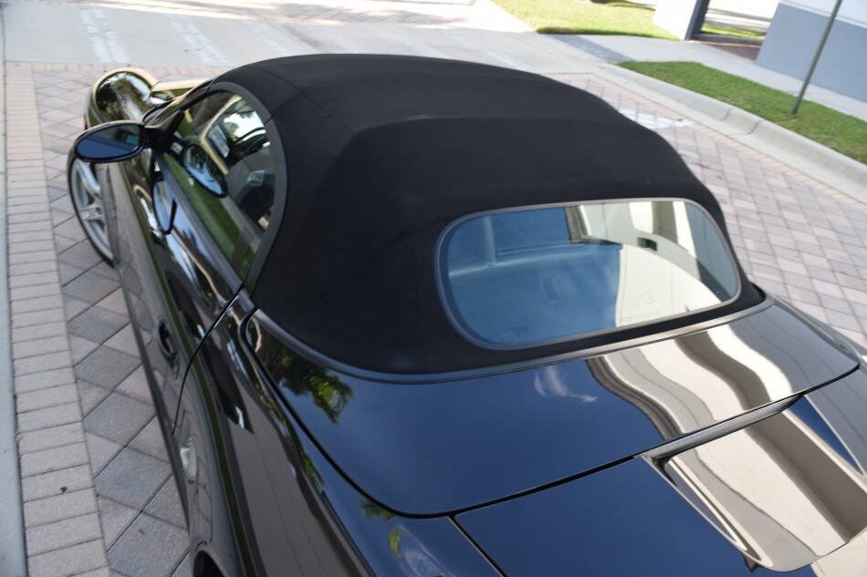Used 2005 Porsche Boxster RWD image 32