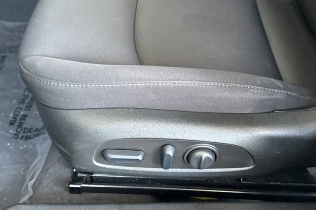 Used 2024 Chevrolet Malibu LT FWD image 13