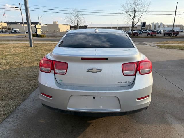 Used 2015 Chevrolet Malibu LT image 8
