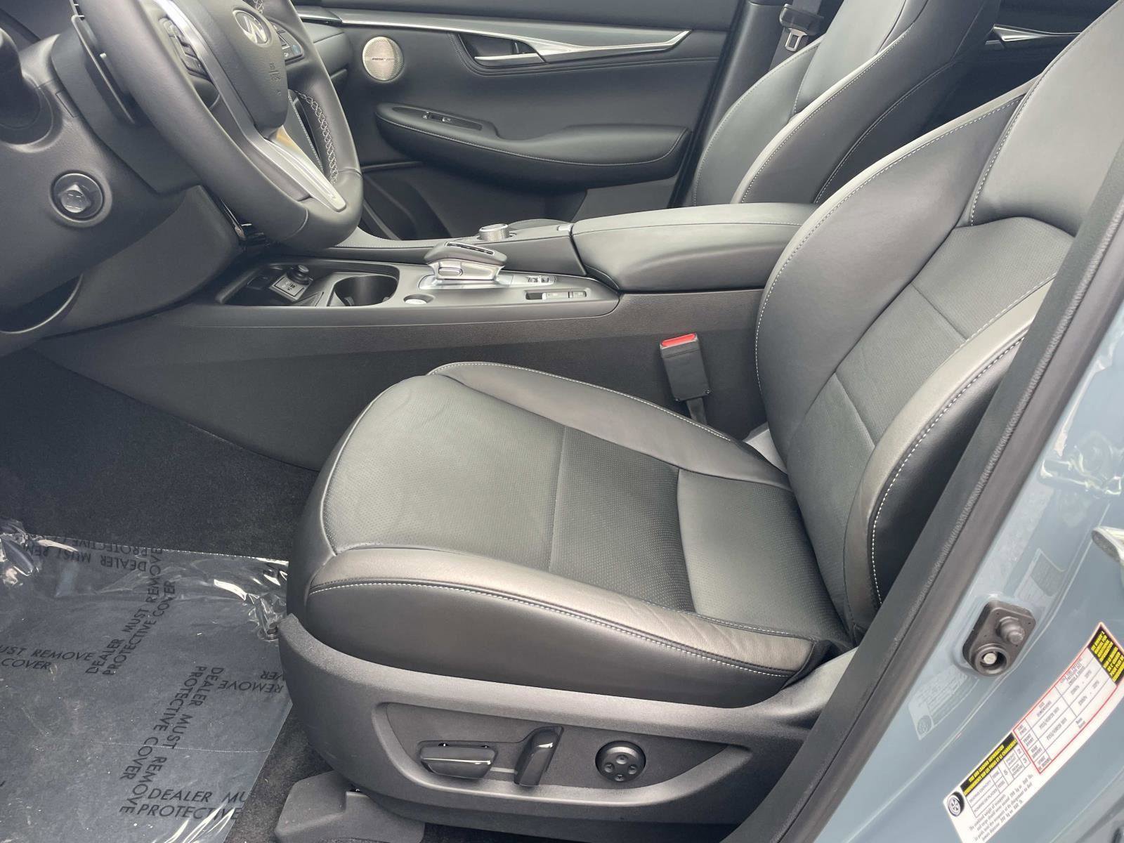 Certified 2025 INFINITI QX55 Essential AWD/4WD image 15
