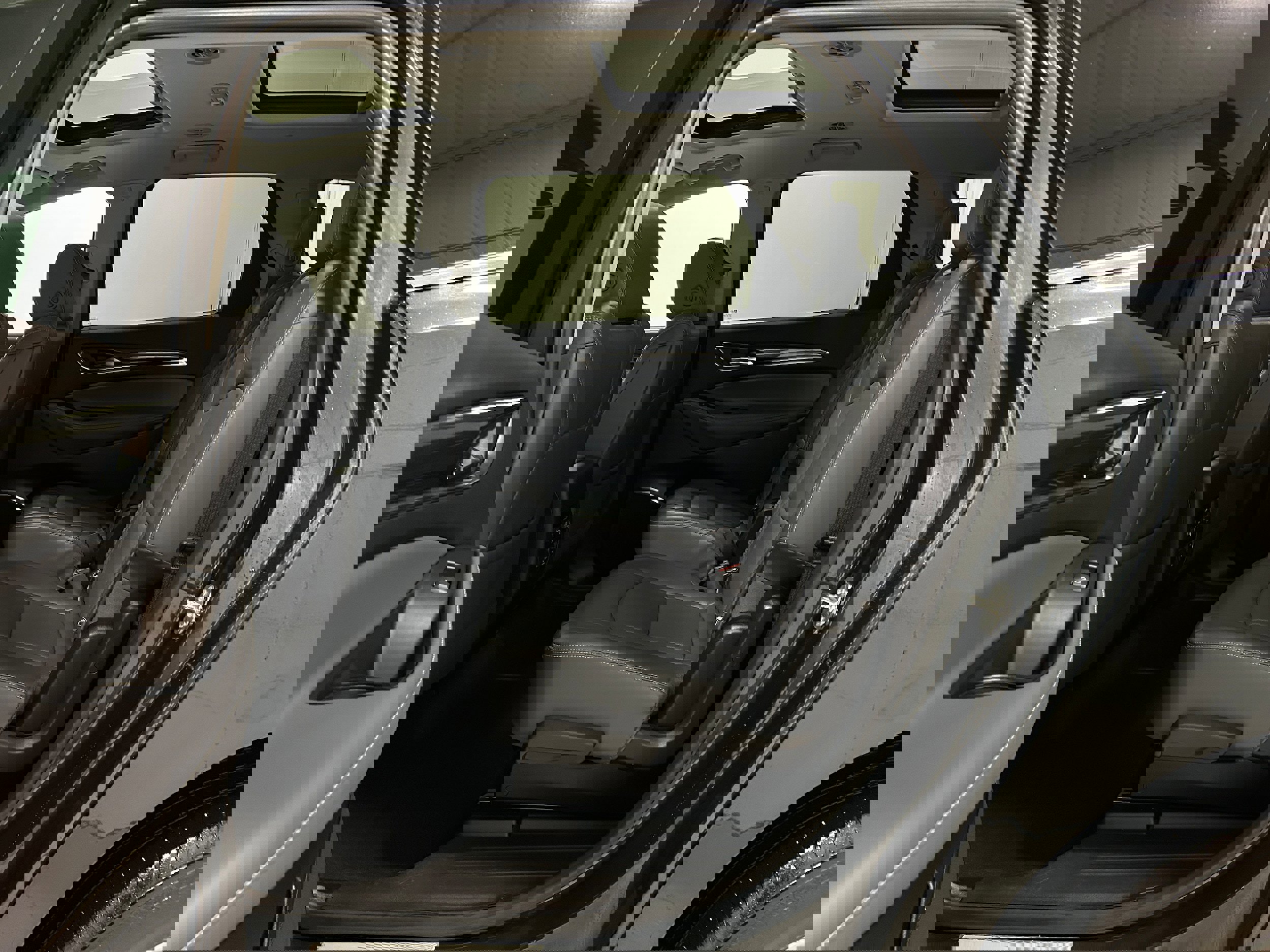 Used 2018 Buick Enclave Premium image 28