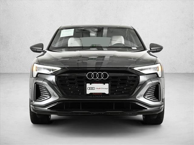 Used 2024 Audi Q8 e-tron Premium Plus AWD/4WD image 2