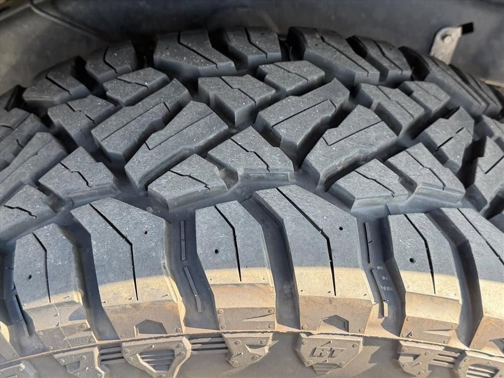 Used 2018 Jeep Wrangler Unlimited Sport image 14