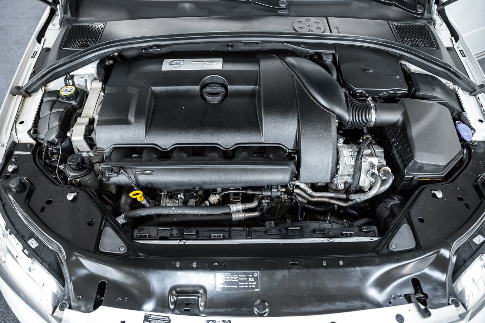 Used 2015 Volvo S80 T6 image 23