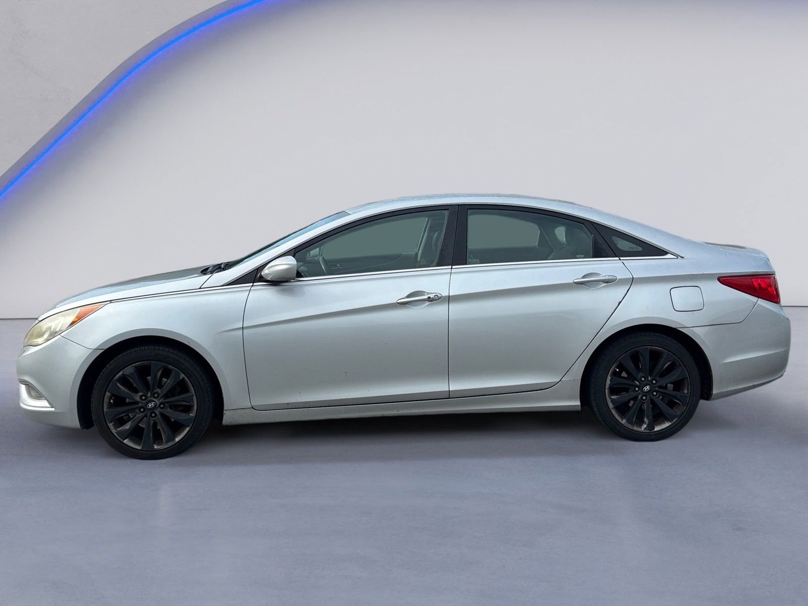 Used 2011 Hyundai Sonata SE FWD image 3