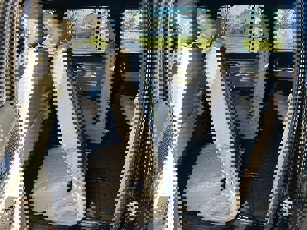 New 2025 Jeep Wagoneer Series II image 13