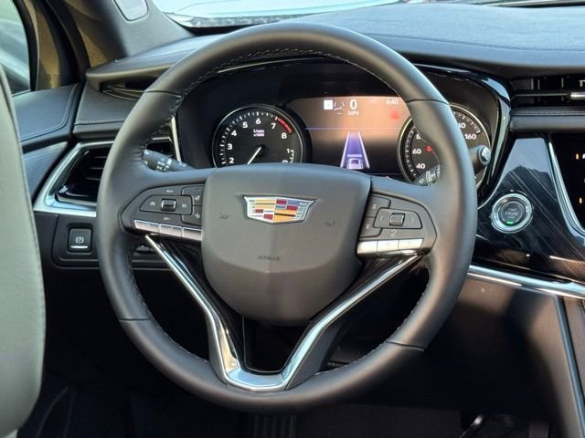 New 2025 Cadillac XT6 Premium Luxury w/ Technology Package FWD image 28