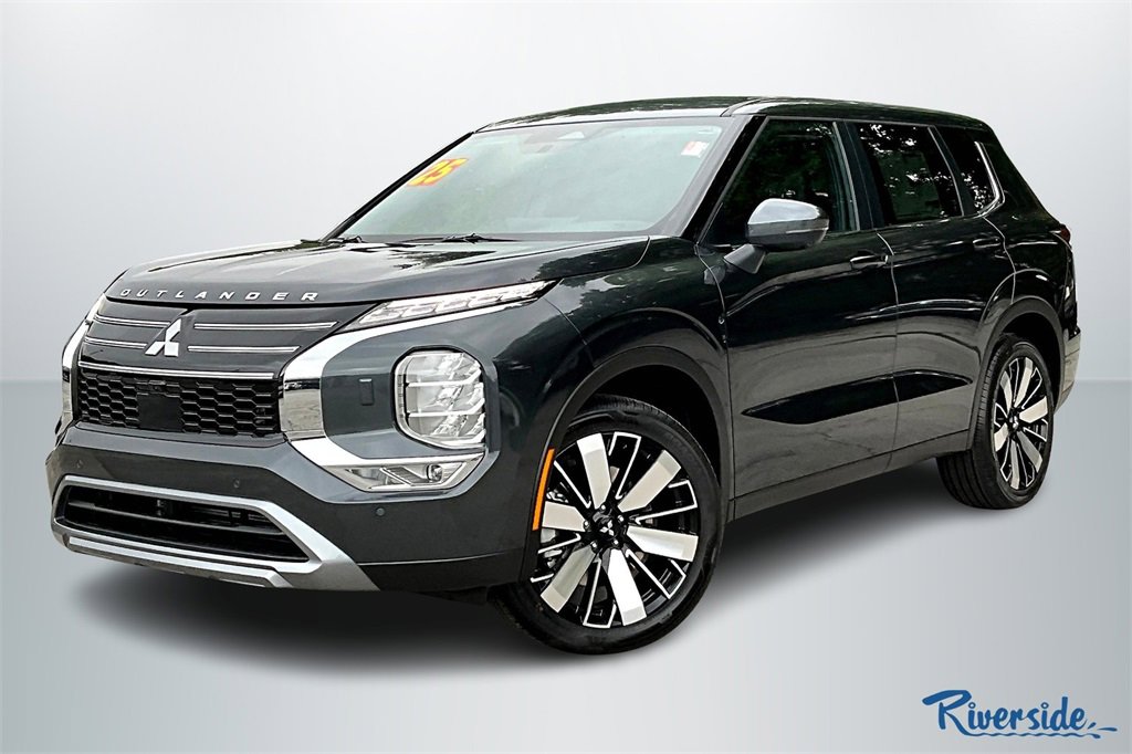 New 2025 Mitsubishi Outlander SE image 2