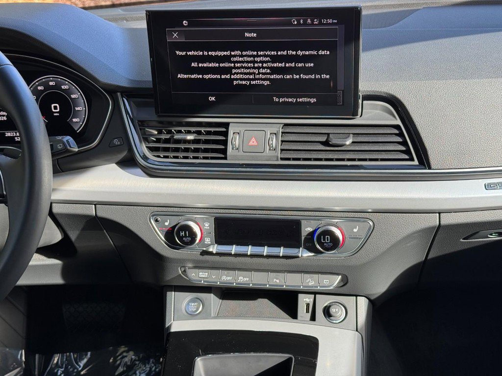 Used 2025 Audi Q5 2.0T Premium w/ Convenience Plus Package image 13