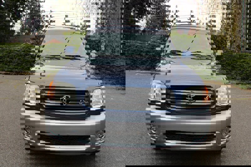 Used 2002 Toyota Sequoia SR5 image 11