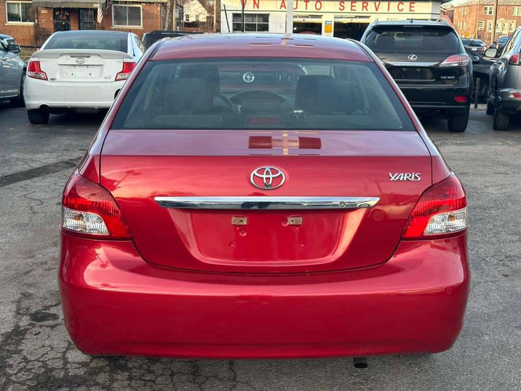 Used 2012 Toyota Yaris Sedan image 8