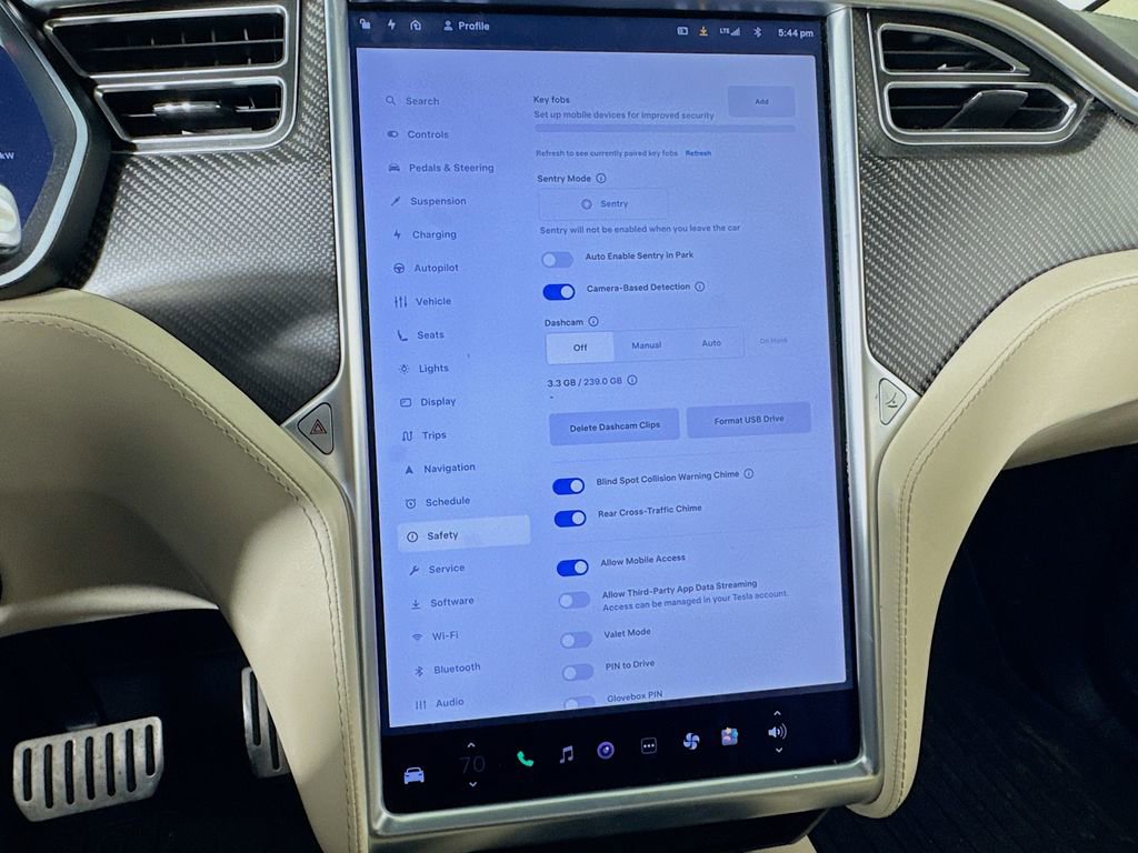 Used 2018 Tesla Model X P100D image 42