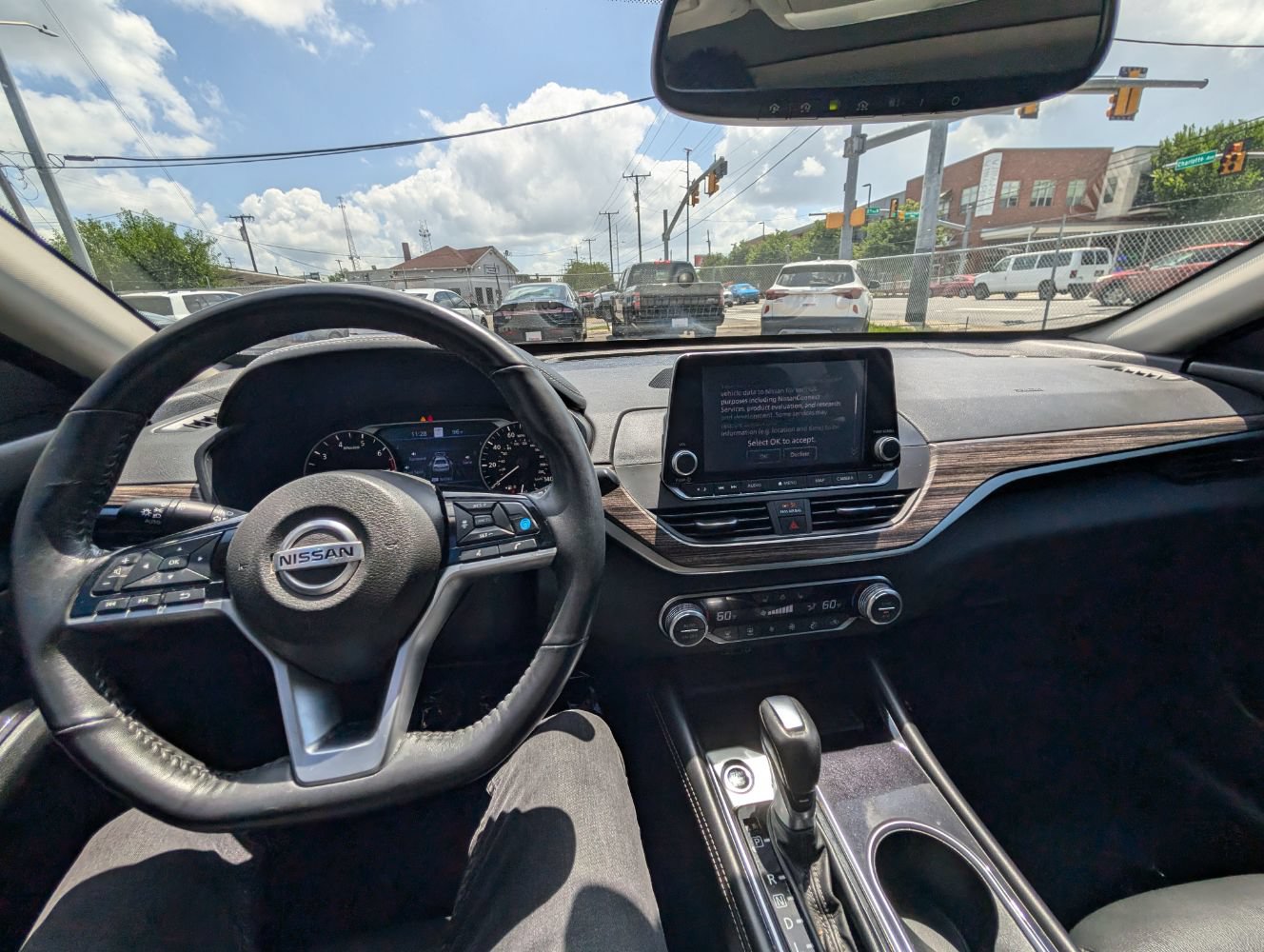 Used 2021 Nissan Altima 2.5 Platinum AWD/4WD image 21