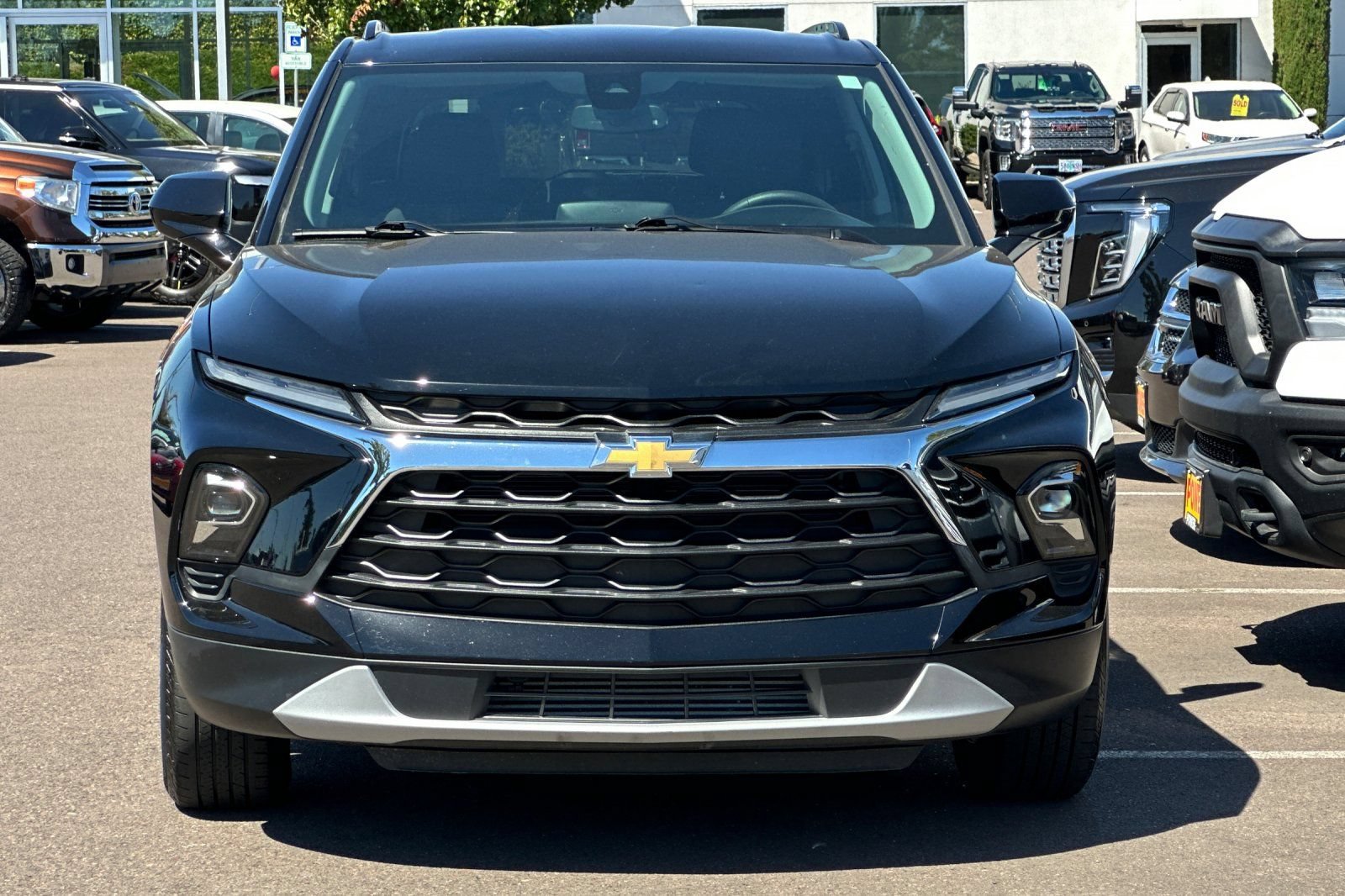 Used 2024 Chevrolet Blazer LT w/ Convenience Package FWD image 9