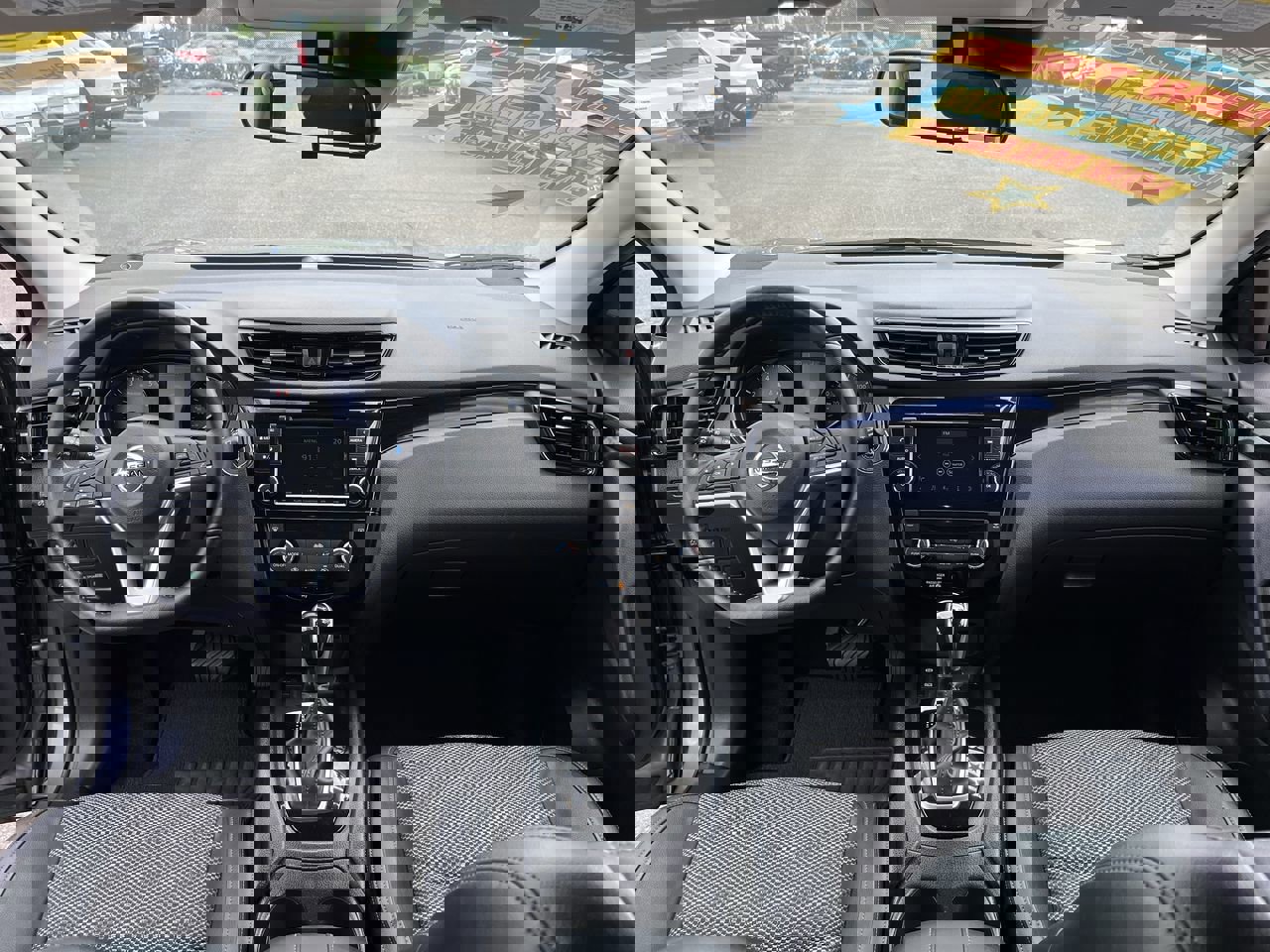 Used 2022 Nissan Rogue Sport SV w/ Technology Package AWD/4WD image 18