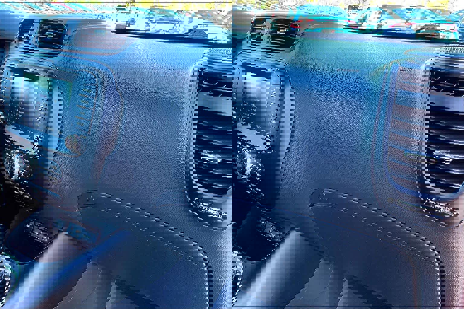 Used 2019 Kia Soul + image 18