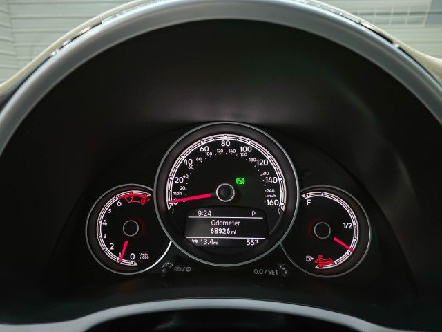 Used 2018 Volkswagen Beetle 2.0T S w/ Style & Comfort Package FWD image 22