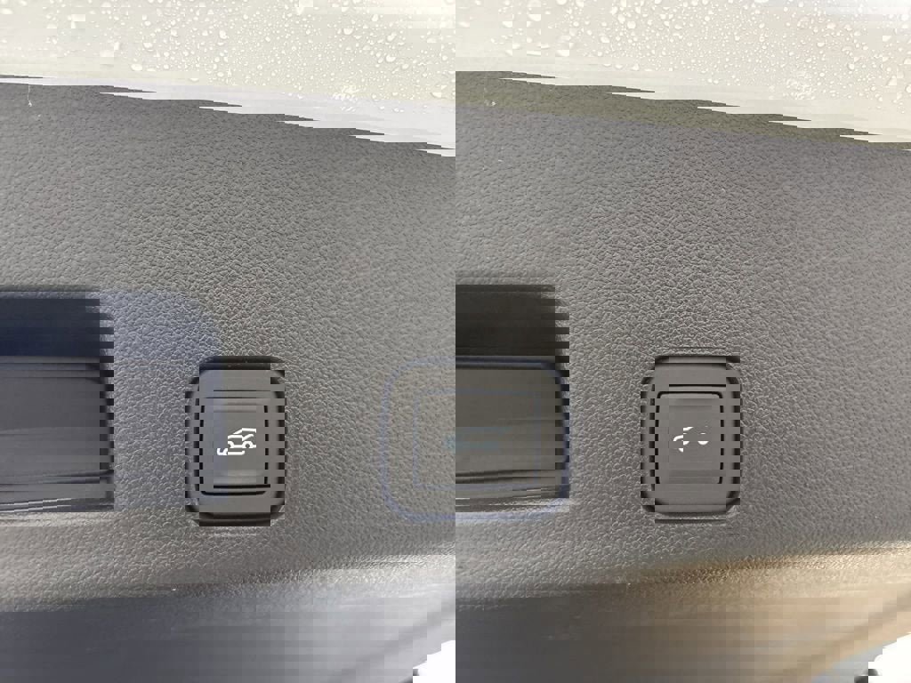 New 2026 Chevrolet Traverse LT AWD/4WD image 36