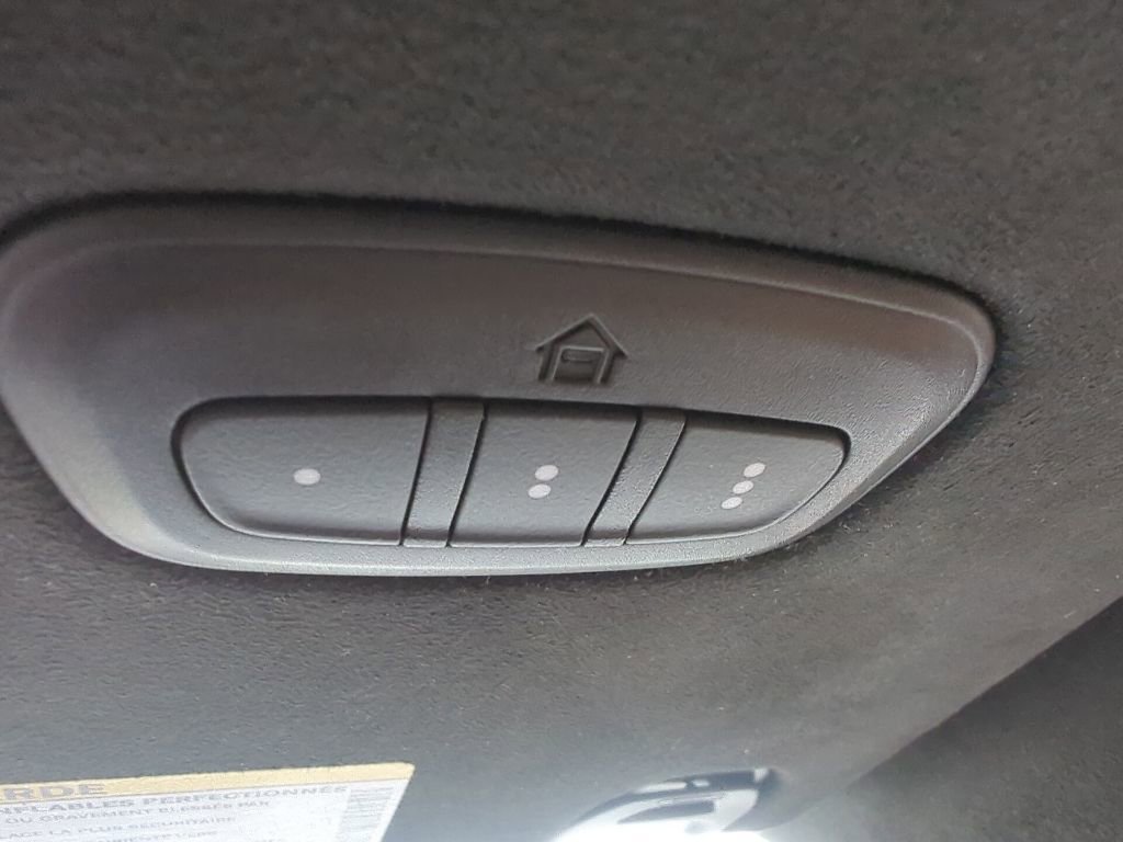 Used 2023 Jeep Grand Wagoneer Series III w/ Rear Seat Video Group 1 image 29