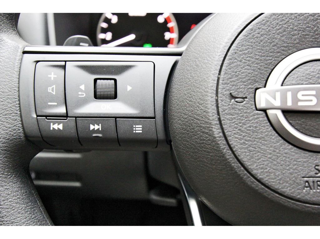 Certified 2024 Nissan Rogue S image 13