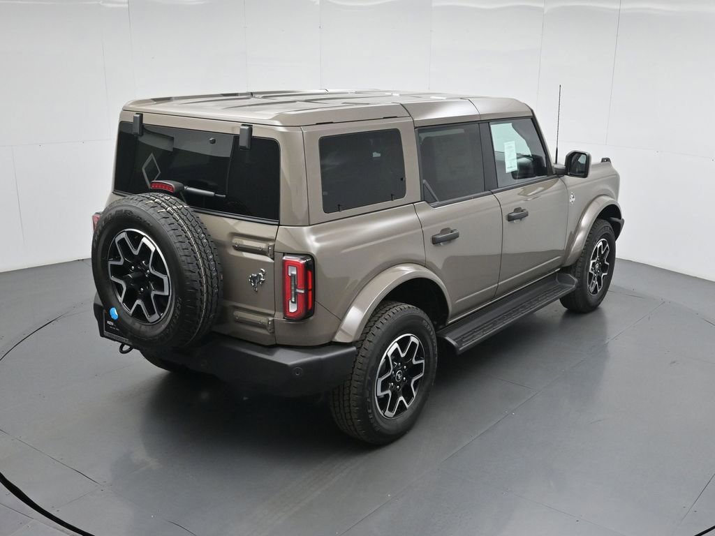 New 2026 Ford Bronco Outer Banks image 36