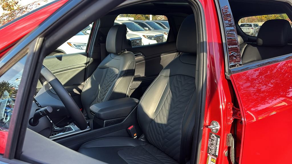 Used 2026 Kia Sportage X-Line w/ X-Line Technology Package image 10