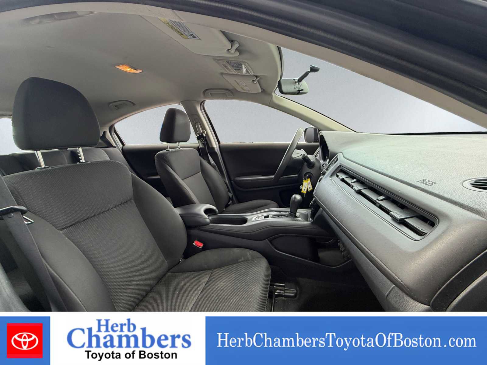 Used 2017 Honda HR-V LX image 20