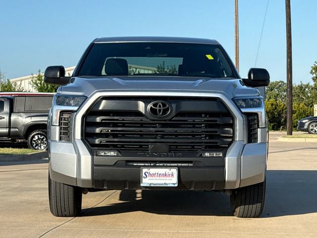 Used 2025 Toyota Tundra SR5 w/ SX Package RWD image 2