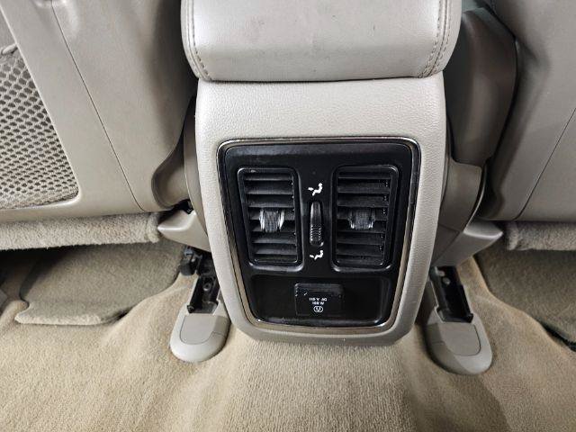 Used 2012 Jeep Grand Cherokee Laredo w/ Laredo E Group AWD/4WD image 35