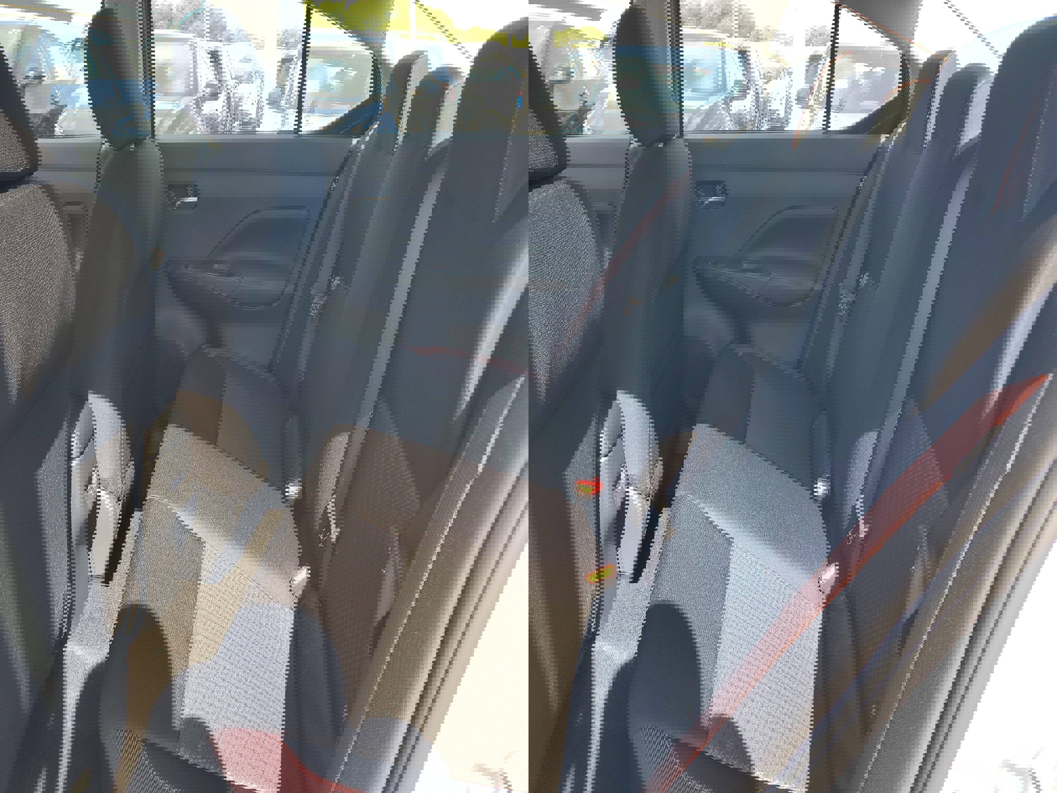 New 2025 Nissan Versa SR w/ Trunk Package image 17