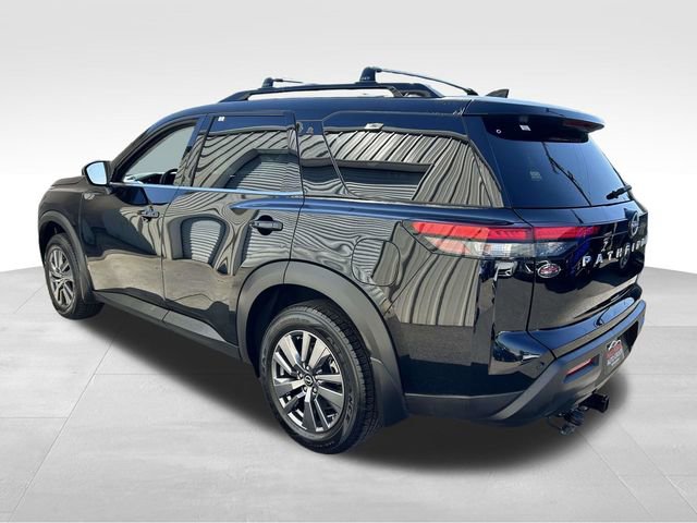 Used 2022 Nissan Pathfinder SV FWD image 5