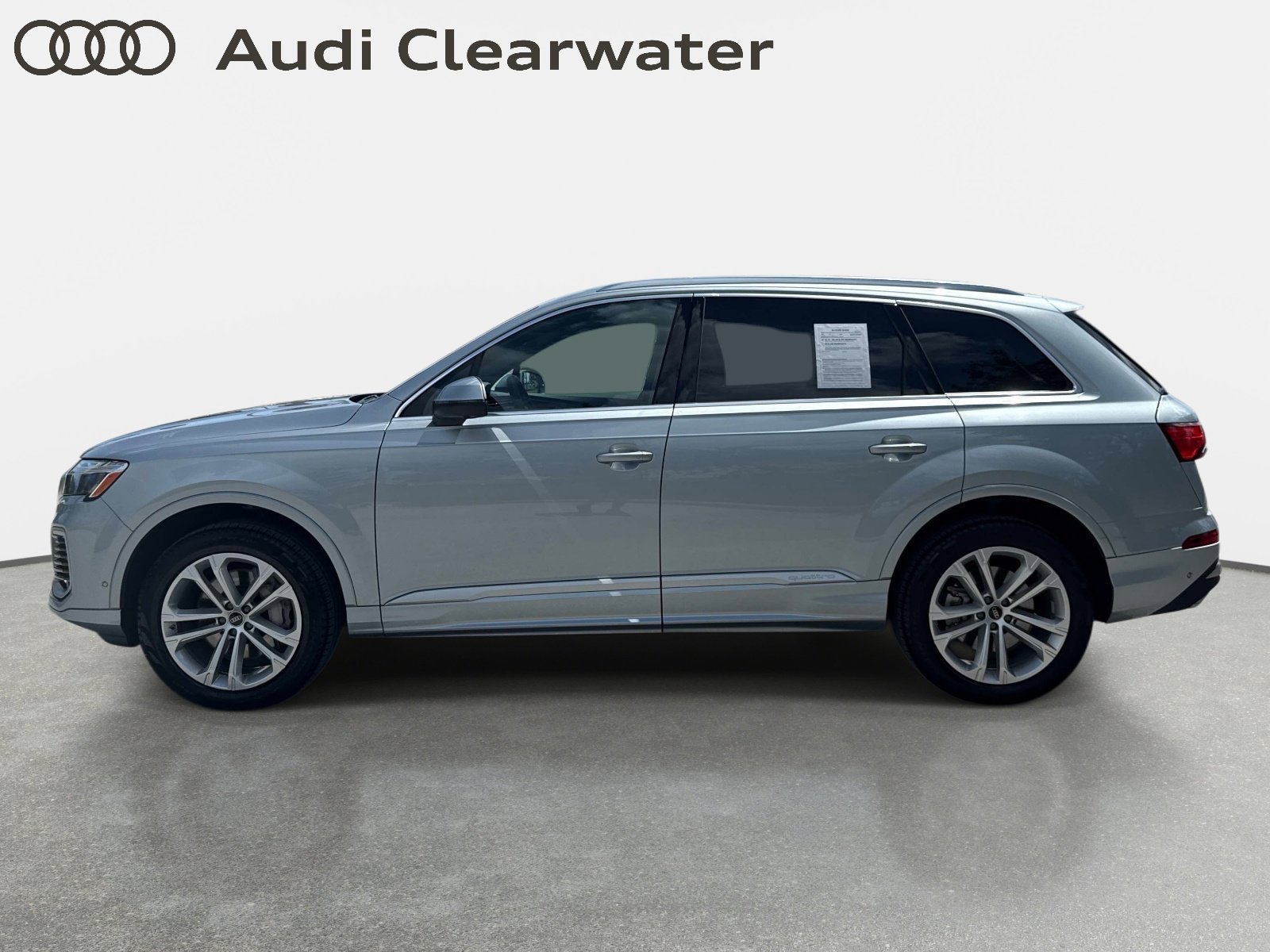 Certified 2025 Audi Q7 3.0T Premium Plus AWD/4WD image 2
