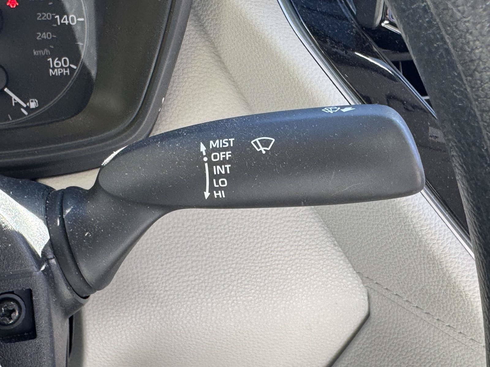 Used 2024 Toyota Corolla Cross L AWD/4WD image 23