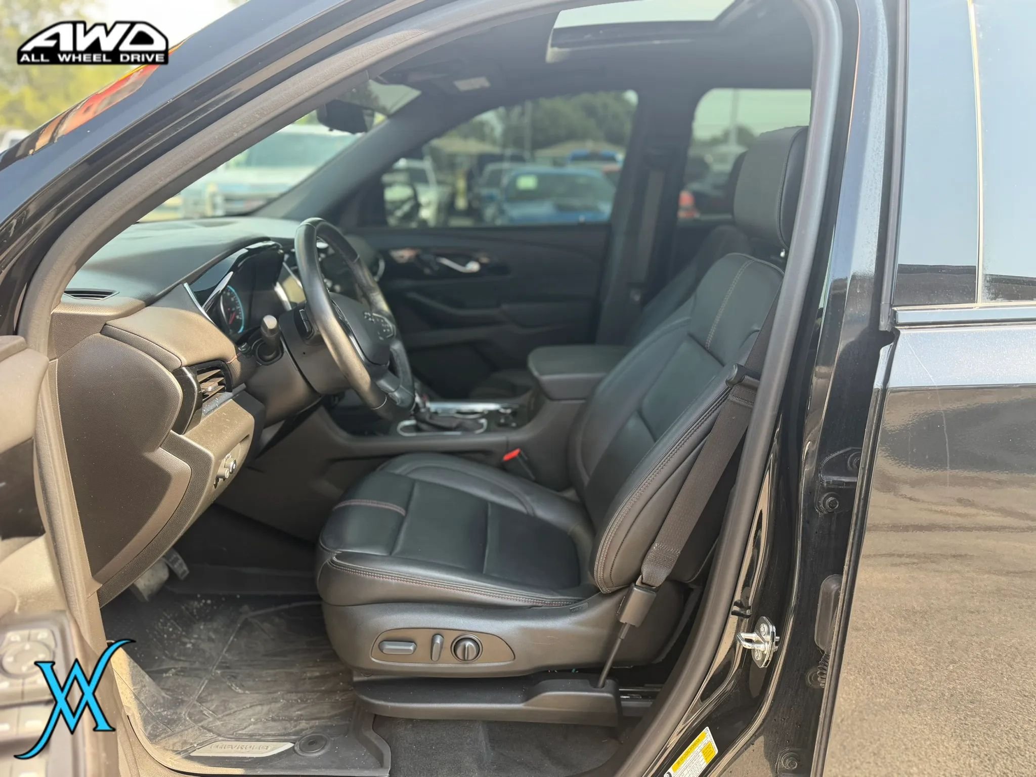 Used 2023 Chevrolet Traverse RS w/ LPO, Floor Liner Package AWD/4WD image 12