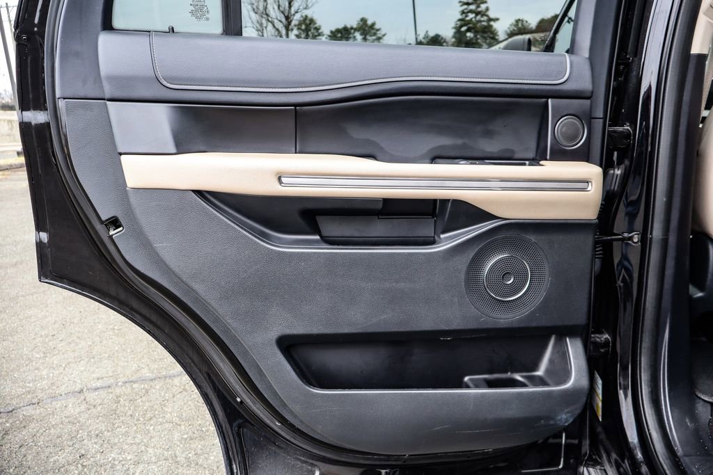 Used 2024 Ford Expedition Limited image 41