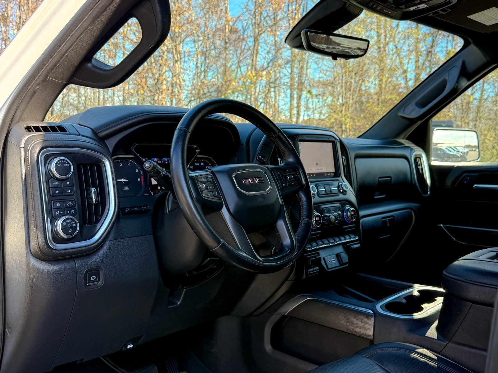 Used 2022 GMC Sierra 1500 AT4 w/ AT4 Premium Package image 16