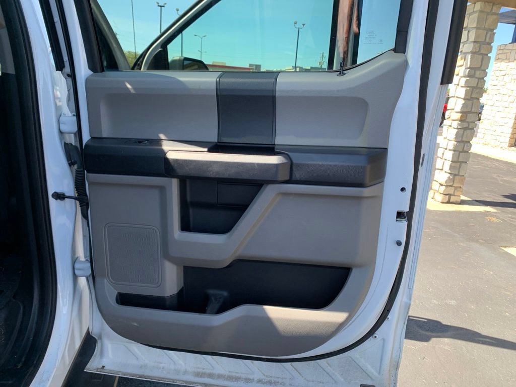 Used 2017 Ford F150 XL w/ Equipment Group 101A Mid AWD/4WD image 31