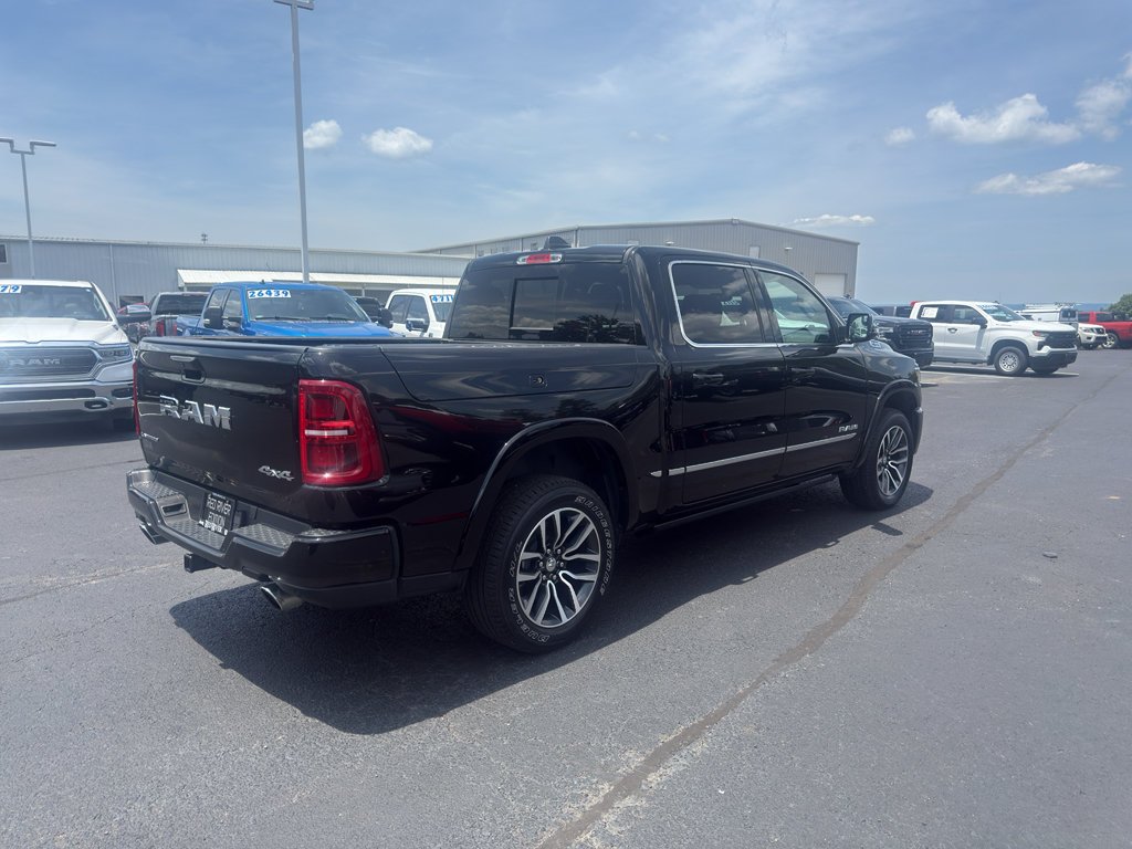 Used 2025 RAM 1500 Limited w/ Trailer Tow Group AWD/4WD image 4
