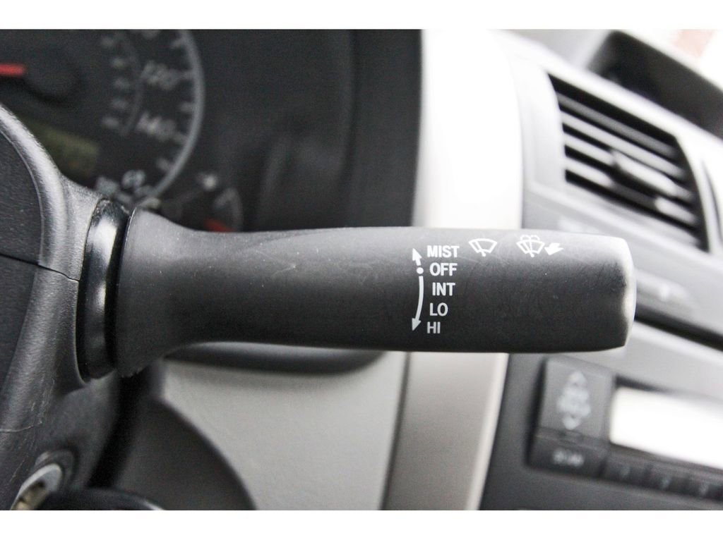 Used 2013 Toyota Corolla L image 18