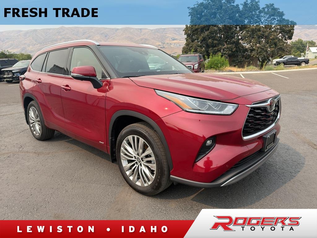 Certified 2025 Toyota Highlander Platinum