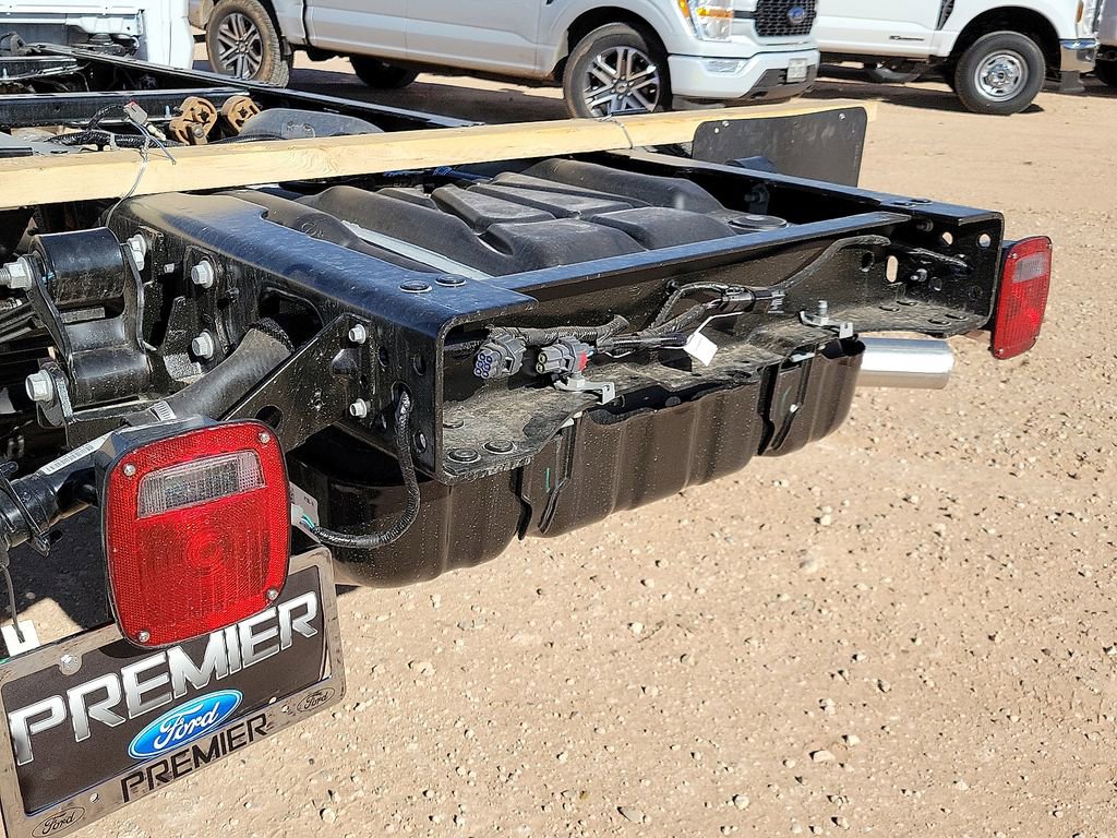 New 2026 Ford F550 4x4 Regular Cab Super Duty image 15