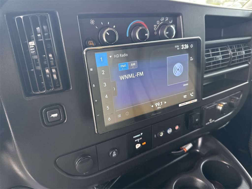 Used 2023 Chevrolet Express 3500 w/ Power Convenience Package image 13