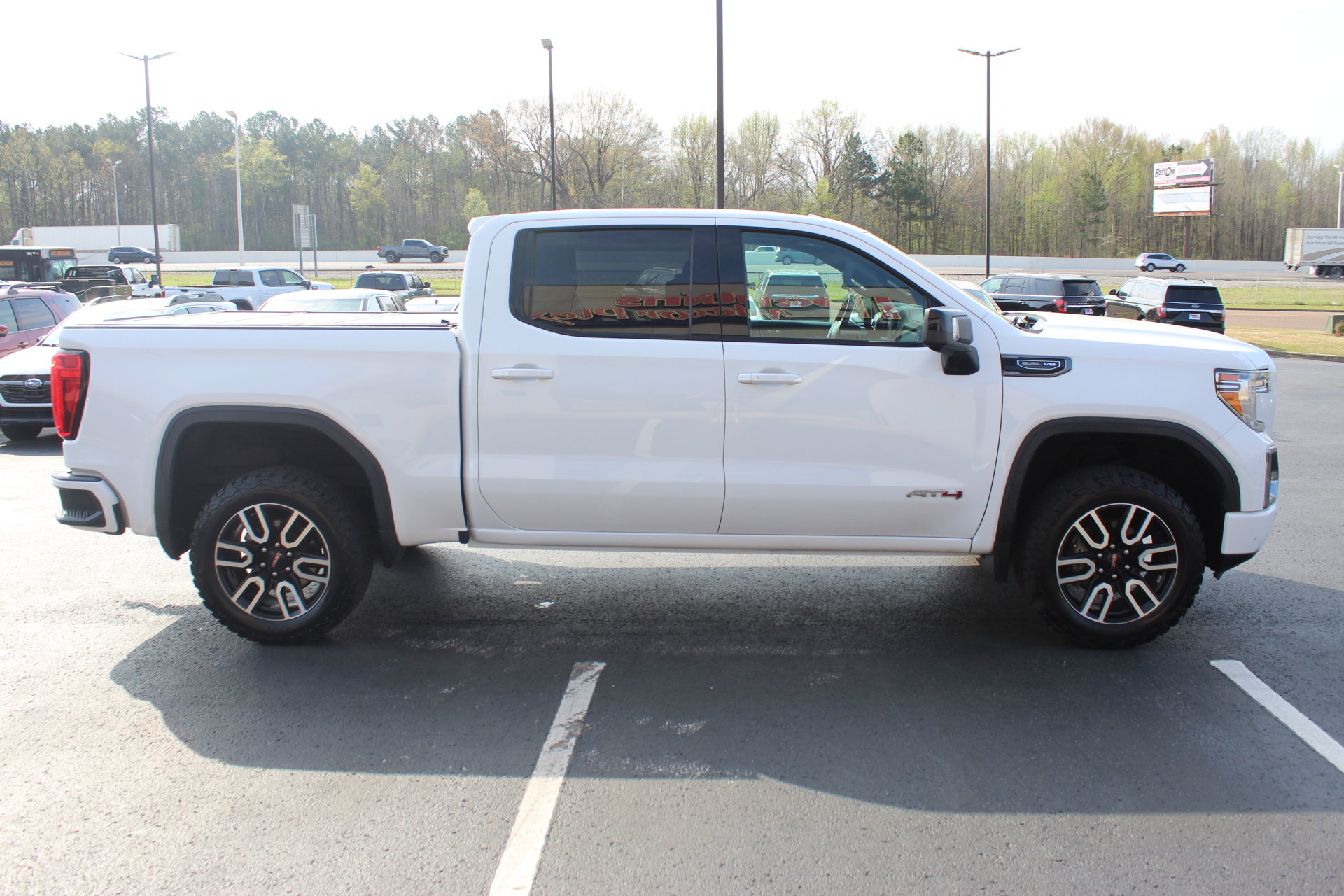 Used 2019 GMC Sierra 1500 AT4 w/ AT4 Premium Package image 5