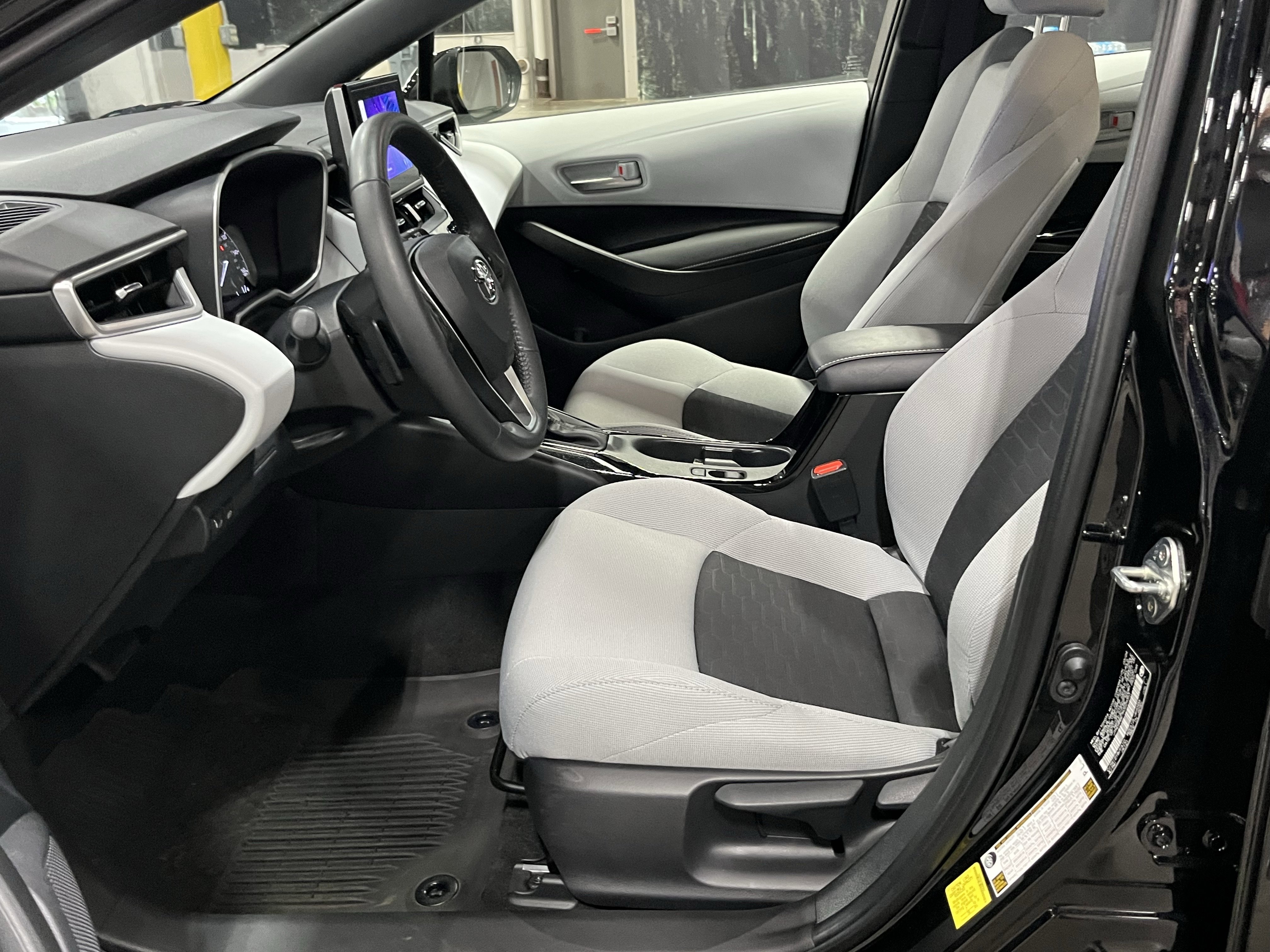 Used 2024 Toyota Corolla SE FWD image 10