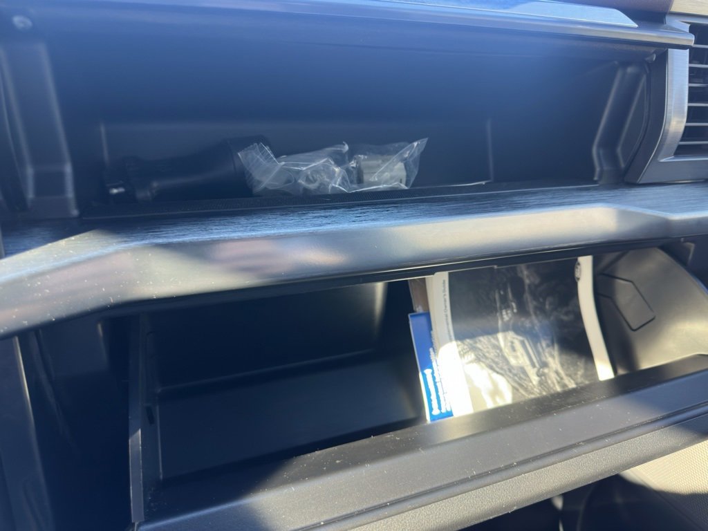 Used 2022 Ford F150 Lariat w/ Equipment Group 502A High image 22