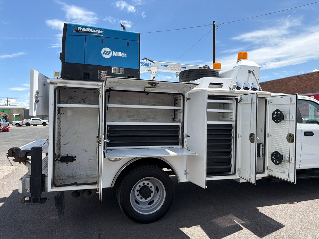 Used 2019 Ford F550 4x4 SuperCab Super Duty image 9