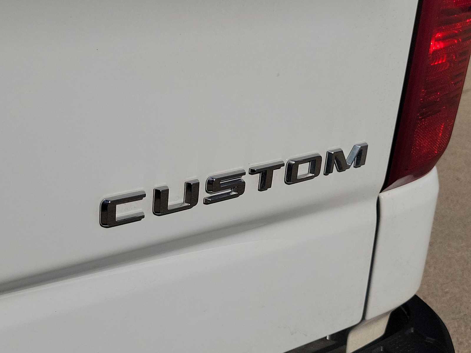 Used 2024 Chevrolet Silverado 1500 Custom image 7